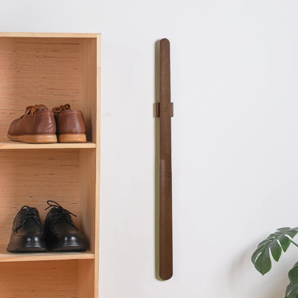 Skohorn i Bokträ med Magnet